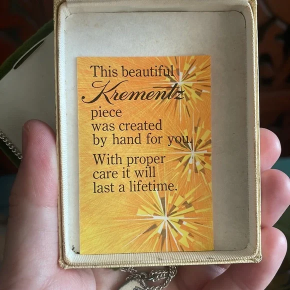 😍sold😍Vintage St Christopher necklace - Picture 6 of 7